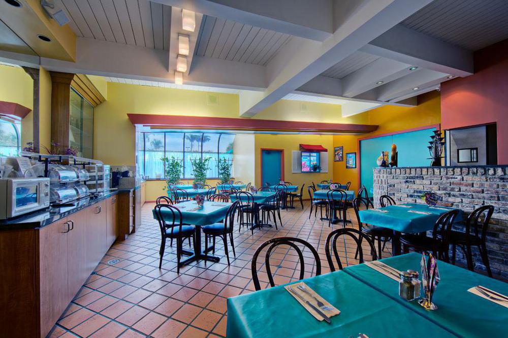 Ramada Oakland Park Inn Fort Lauderdale Restaurant photo